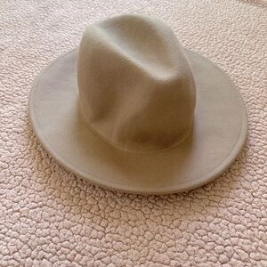 NWT Free People 100% Wool Felt Hat Taupe One Size